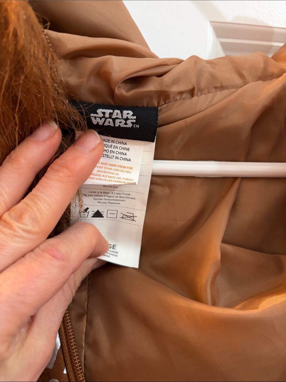 Star Wars Chewbacca-Inspired Chestnut Brown Faux Fur Jacket with Hood - Picture 2 of 8